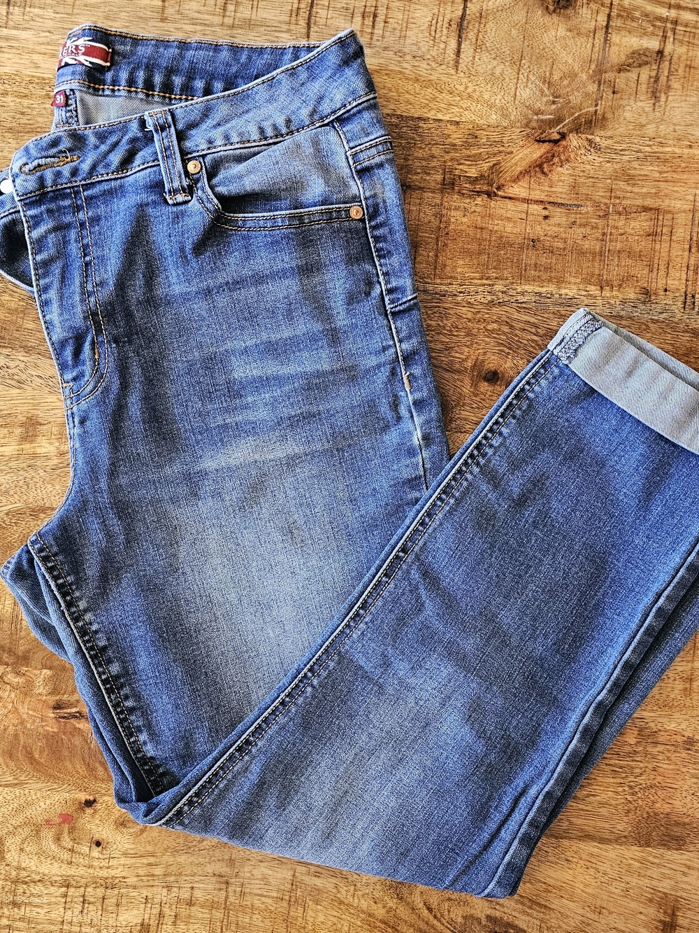 Makers of True Originals Cuffed Skinny Crop Jeans Women's Size 10